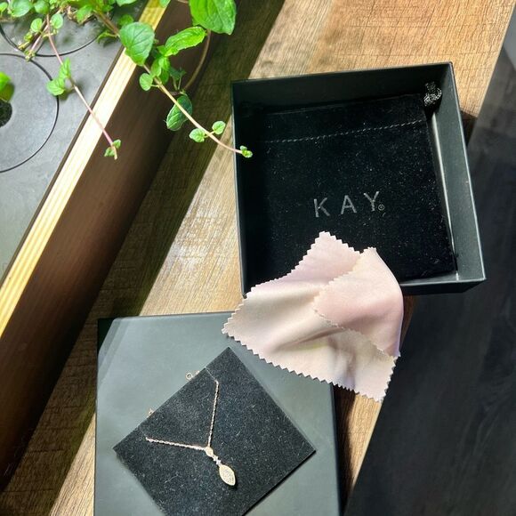 Kay Jewelers Diamond Necklace 1/4 carrot Marquise-Shaped Design - 10K Rose Gold - Picture 11 of 13